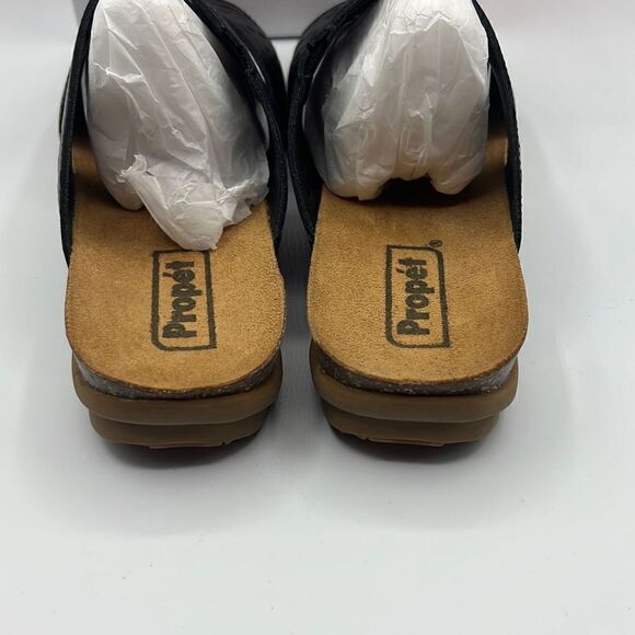 Propet 9.5 wide Fionna  - Picture 5 of 5